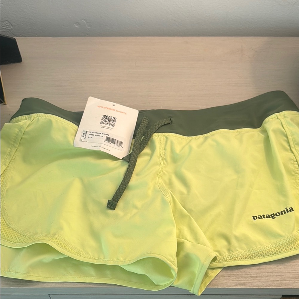 Patagonia Athletic Shorts Yellow and Green Performance Wear